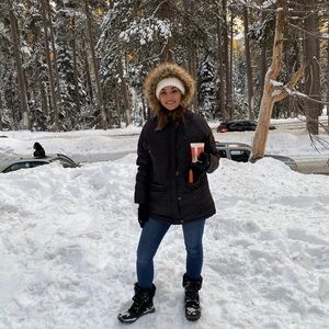 Meet your Posher, Andrea